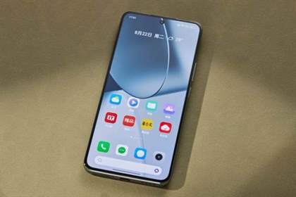 realme 真我 GT6 手机参数曝光-1.5K 8T LTPO BOE 极窄直屏