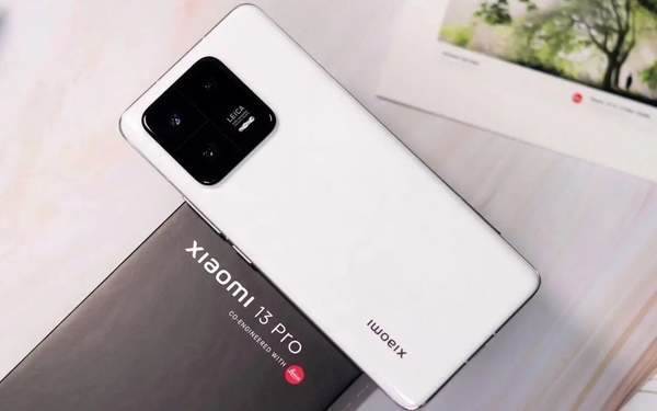 vivo X100 Ultra与华为Pura70 Ultra：维修成本对比分析