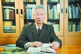 探索游戏创作之道：王梓坤的成长之路与灵感恩师