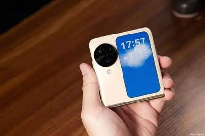2024年折叠屏手机盛宴：抢先了解各大品牌发布时间表