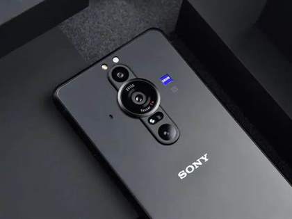 索尼Xperia Pro-II手机全新三插孔设计解析，引领行业潮流