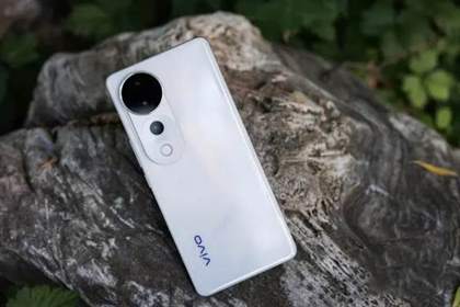 vivo S19 Pro全面评测：时尚外观与卓越性能的双重体验