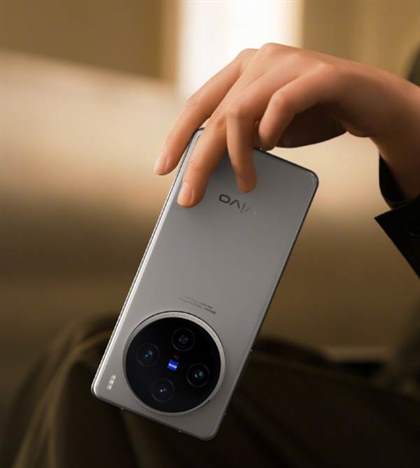 探索影像新境界：vivo X100系列震撼发布，蓝图影像科技引领旗舰手机新潮流