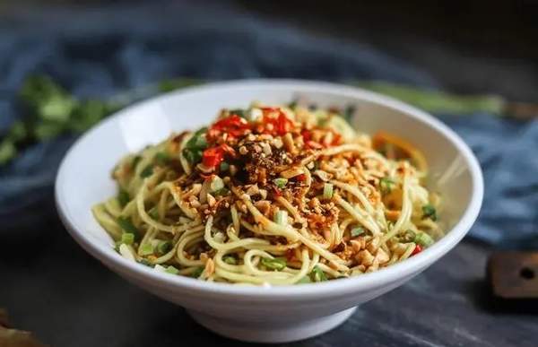夏至习俗食品与养生饮食推荐：清凉一夏的食补秘籍
