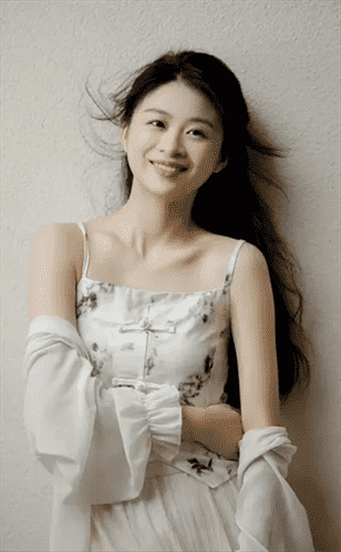 浙大美女网红陈娴：个人简介与精彩瞬间