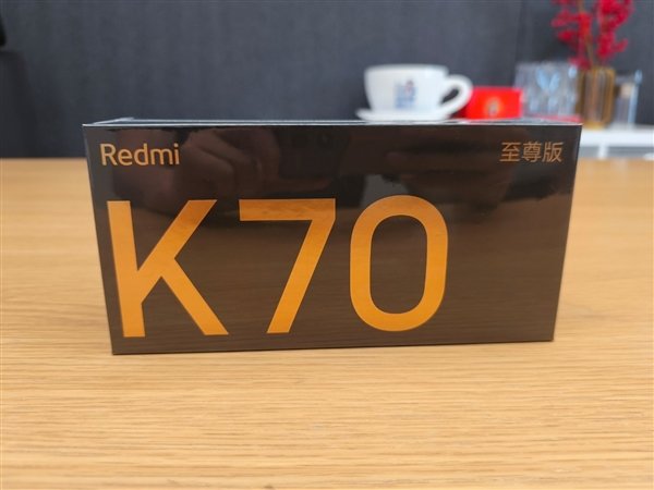 Redmi K70至尊版发布：小米联发科实验室联手打造