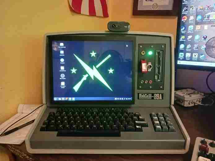 辐射玩家打造真实Linux系统运行终端