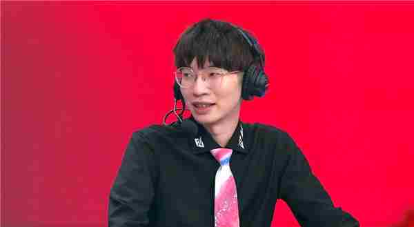 LPL解说957转行短剧演员薪资真相揭秘
