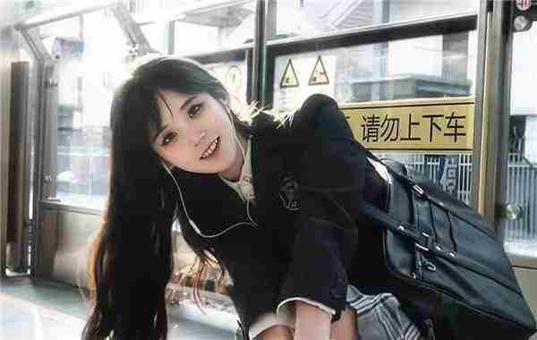 井川里予胜诉黑粉案件嘲讽言论引争议